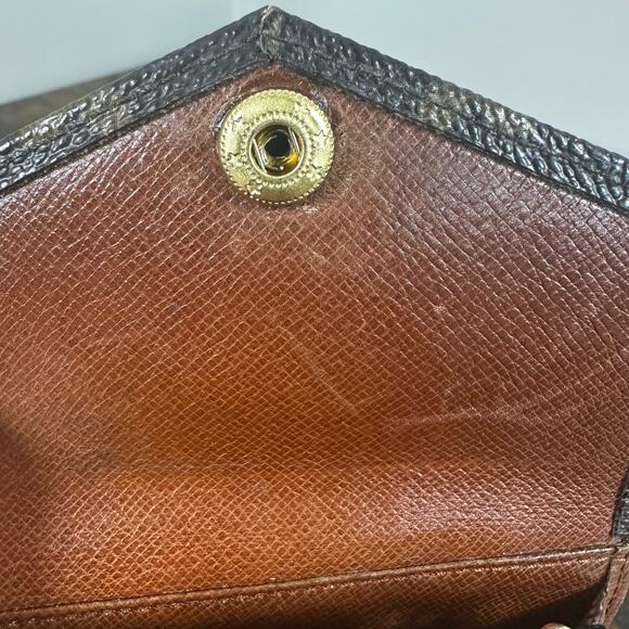 Louis Vuitton Vintage Monogram Compact Wallet - Picture 8 of 16